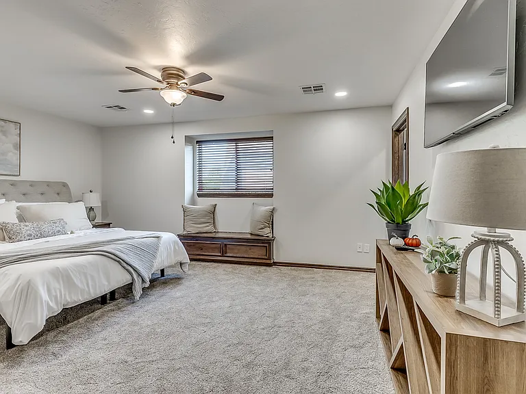 11804 Volterra Way — Photo 13