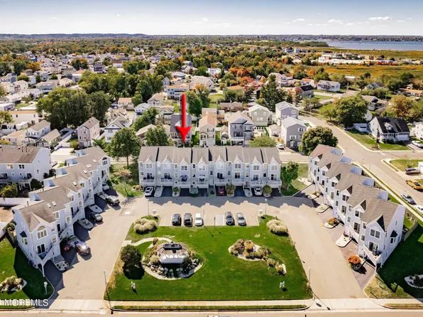 13 Vista Shores Drive, Union Beach, NJ 07735