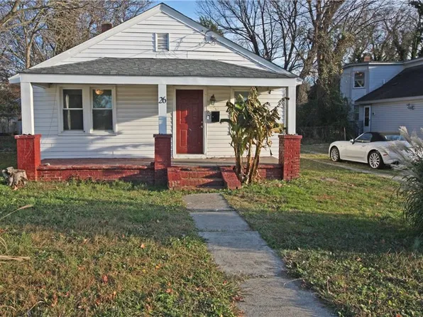 26 Woodland Rd, Hampton, VA 23663
