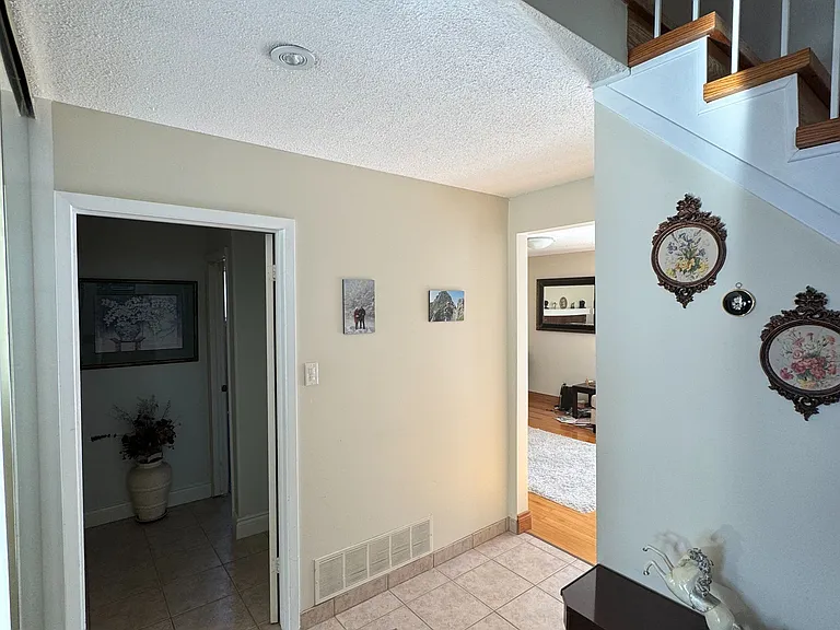 271 Weldrick Rd W — Photo 25