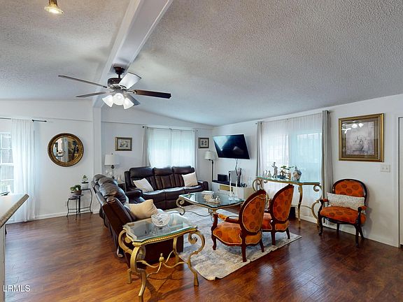 5th image of 18 Capehart Circle