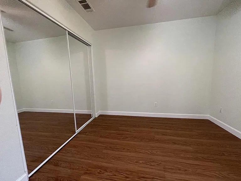 732 E Santa Clara St #720 — Photo 8