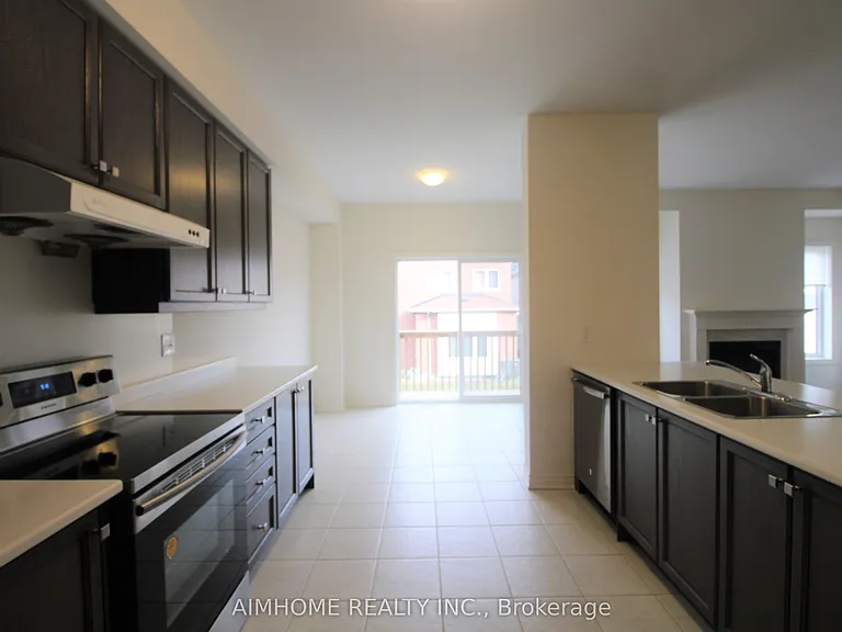 38 Foxberry Rd — Photo 19