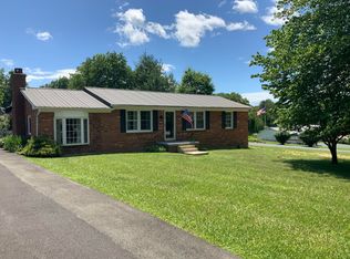 310 Harper Rd, Lewisburg, WV 24901