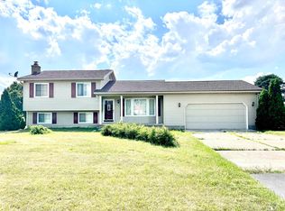 1434 S Vernon Rd, Corunna, MI 48817