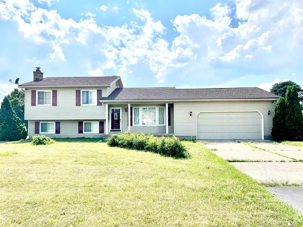 1434 S Vernon Rd, Corunna, MI 48817