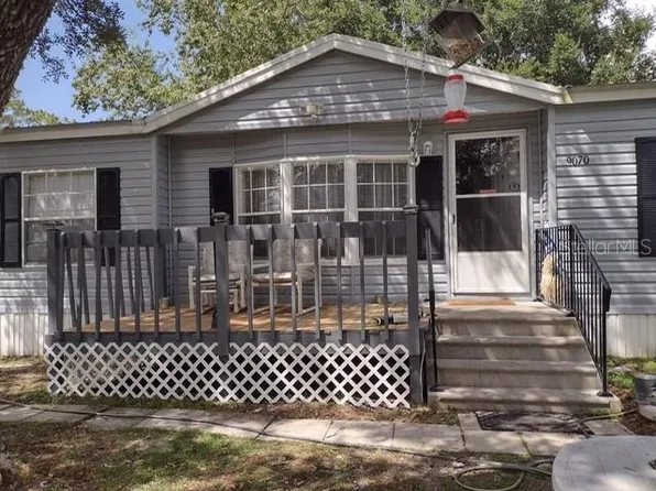 9070 SE 196th Ter, Ocklawaha, FL 32179