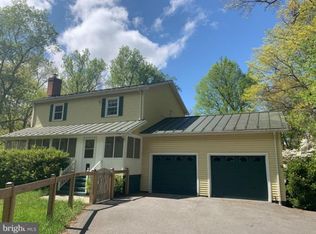 286 Ebenezer Rd, Bluemont, VA 20135