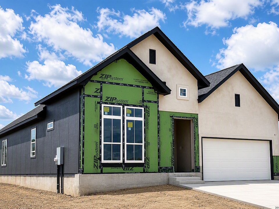 1st image of 123 Carlton Cove