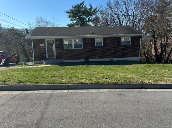 3762 Rolling Hill Ave NW, Roanoke, VA 24017