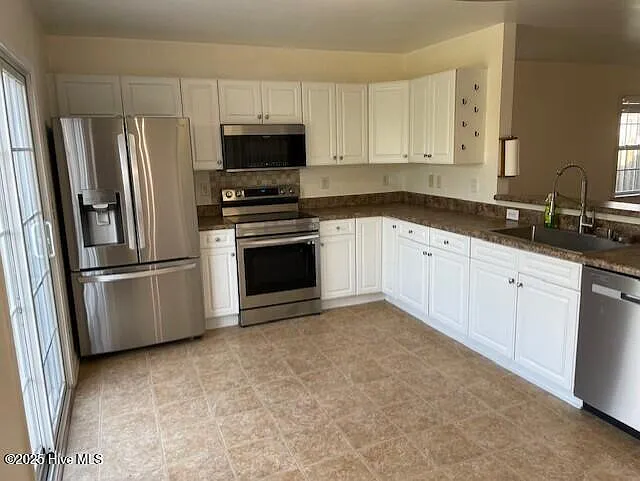 1112 Crestfield Way — Photo 5