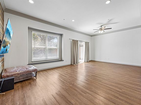 5th image of 1325 Summerset Ln