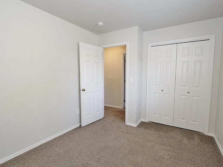 1938 E Birchwood Dr — Photo 18