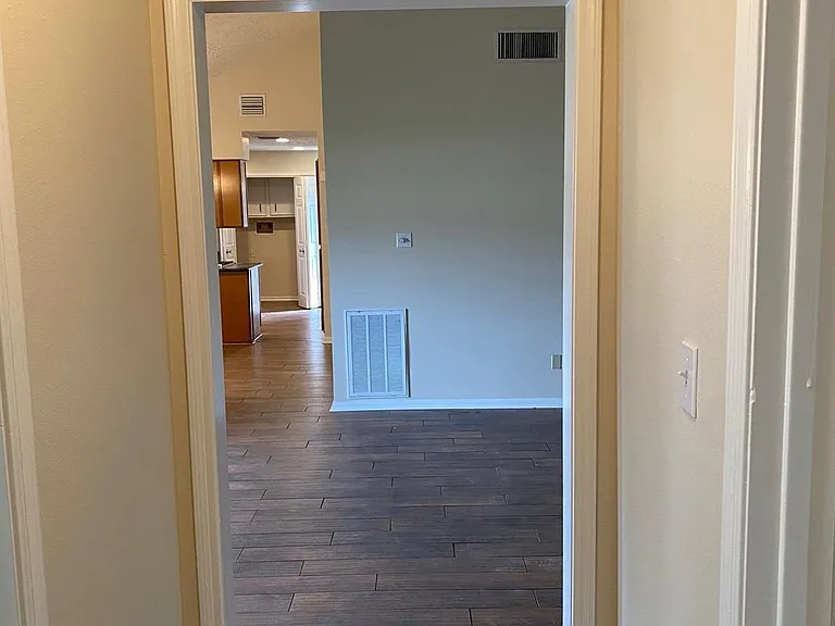 24 Chapparal Ct — Photo 14