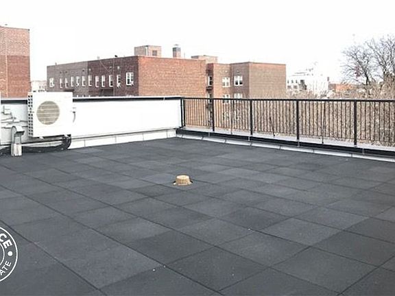 3rd image of 83 Winthrop St #4D