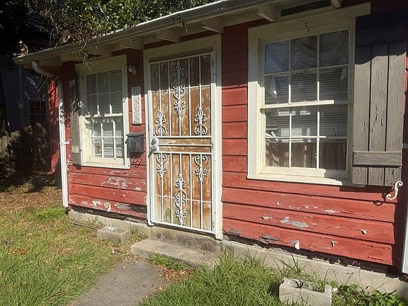 3rd image of 1806 New Hamilton St
