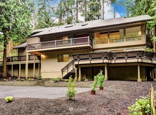 16216 N Meadowdale Rd, Edmonds, WA 98026