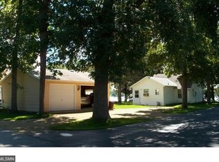 24635 Irish Ln, Cleveland, MN 56017