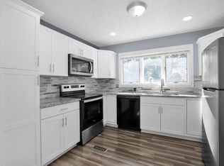 3545 Thomas Ave, Fayetteville, NC 28304