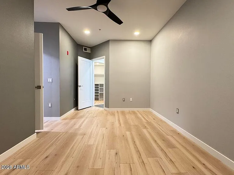 1701 E Colter St #431 — Photo 15