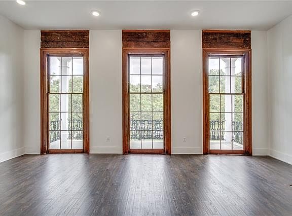 3rd image of 1418 Terpsichore St #4