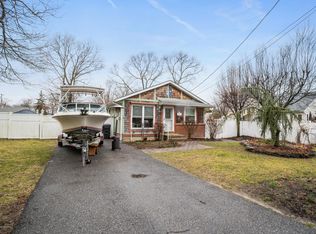 445 16th Ave, Brick, NJ 08724