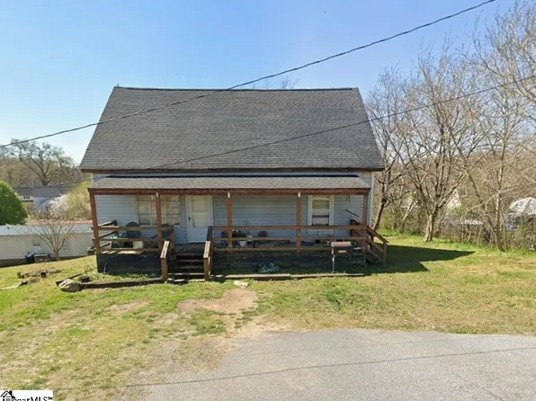 14 McCaughrin St, Pelzer, SC 29669