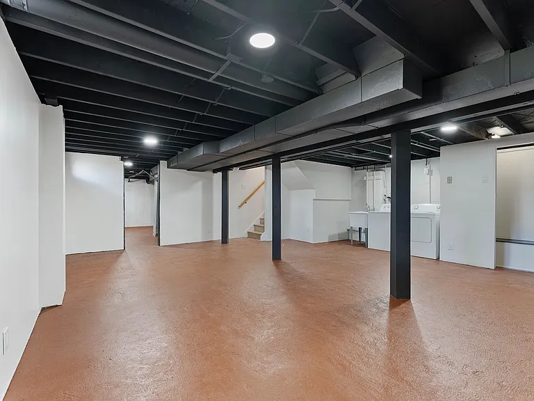 8117 Stow Rd — Photo 11