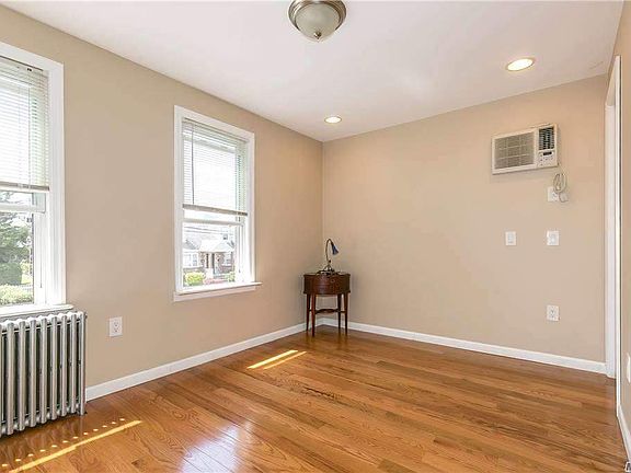 4th image of 226 Jefferson Ave Floor 2