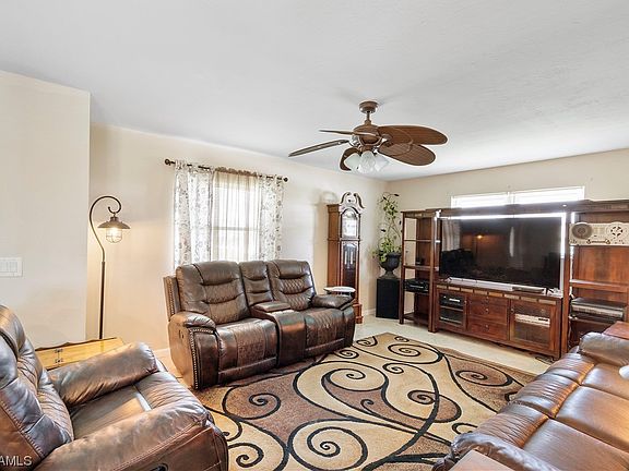 5th image of 1601 Yvonne Ave S