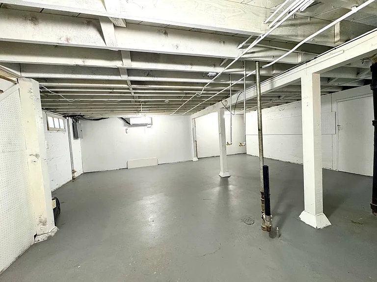 3910 NW Franklin St #B — Photo 24