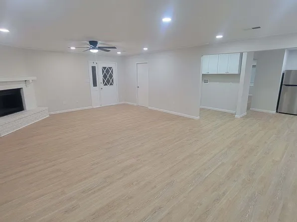 211 Diston Ln, Cincinnati, OH 45246