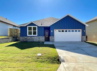 5905 Barkridge Dr, Granbury, TX 76048