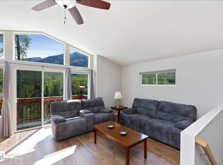 20410 Granite Park Cir, Eagle River, AK 99577
