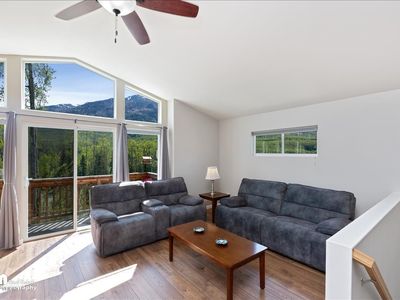 20410 Granite Park Cir, Eagle River, AK, 99577