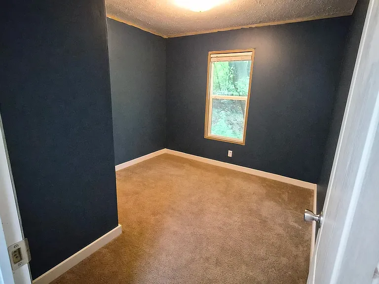 9945 Woodville Ct — Photo 15