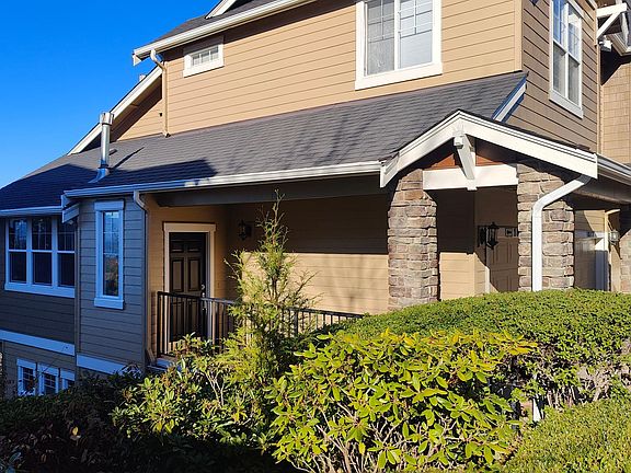 2nd image of 1871 16th Ln NE