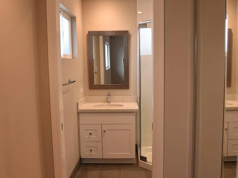 Dressing Area & Bath 1