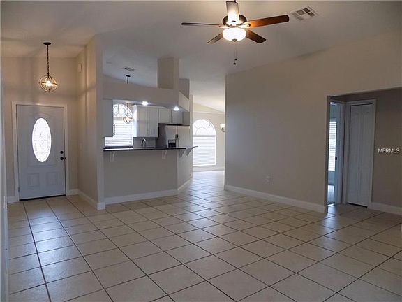 2nd image of 2434 Quail Hollow Ave