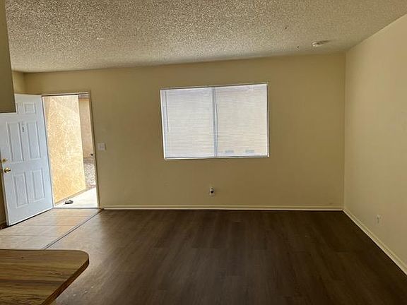 4th image of 17408 Sequoia St APT D
