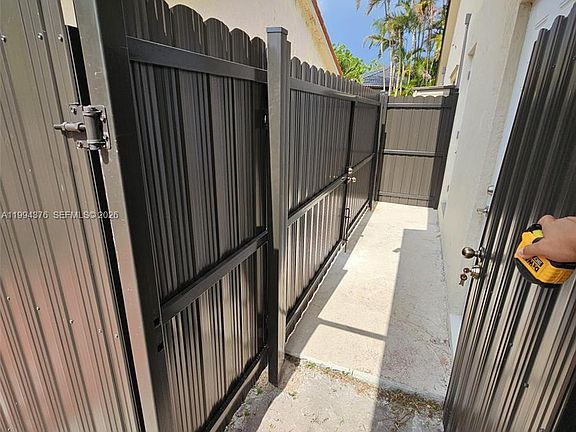 5th image of 10825 SW 145th Pl #2