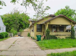 2109 N Wellington Pl, Wichita, KS 67203
