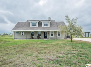 443 Zuehl Xing, La Vernia, TX 78121