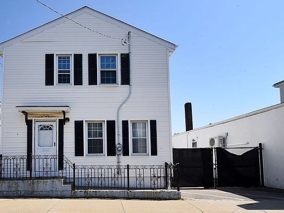 3rd image of 160 Belleville Ave