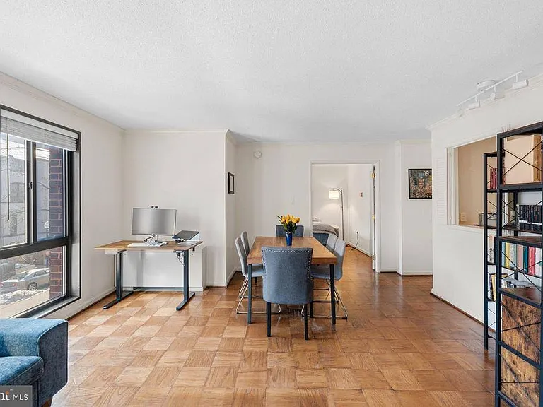 1280 21st St NW #302 — Photo 12