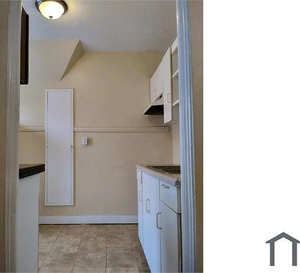 4th image of 912 Haskell Ave APT 10