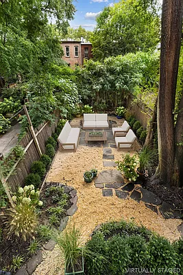 Rented by Compass | media 31