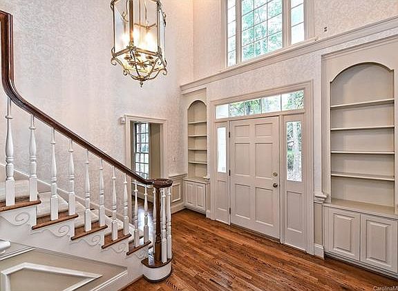 4th image of 3608 Castellaine Dr