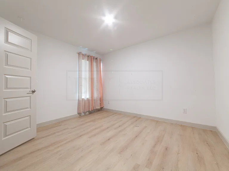 4010 Garver Grove Ln — Photo 14