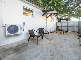 2450 NW 168th St, Miami Gardens, FL 33056